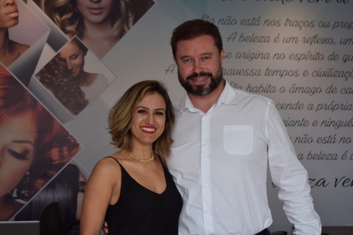 Rosângela Lampert entrevista Celso Martins Junior sobre educação técnica como agente de transformação no mercado cosmético.